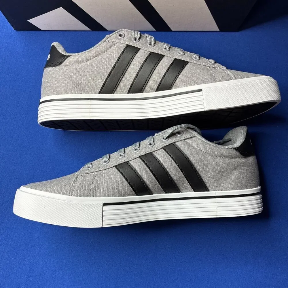 Adidas Daily 4.0 Grey/Black Men’s 10.5 Sneakers IF4493 new with box - Picture 2 of 9